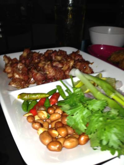 ร้านอาหาร ใบไม้ร่าเริง