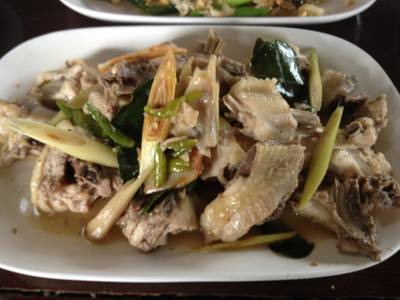 ไก่บ้านรวน..เปี้ยว เค็ม อร่อยมาก ที่ ร้านอาหาร ครัวชนบท ไก่บ้านรวน..เปี้ยว เค็ม อร่อยมาก ที่ ร้านอาหาร ครัวชนบท