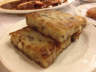 ขนมผักกาดทอด ที่ ร้านอาหาร Silver Palace