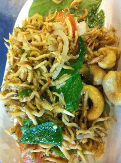 ร้านอาหาร แหลมเจริญ ซีฟู้ด เหม่งจ๋าย