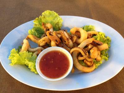 ร้านอาหาร แสงไทย ซีฟู้ด