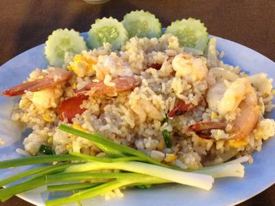ร้านอาหาร แสงไทย ซีฟู้ด