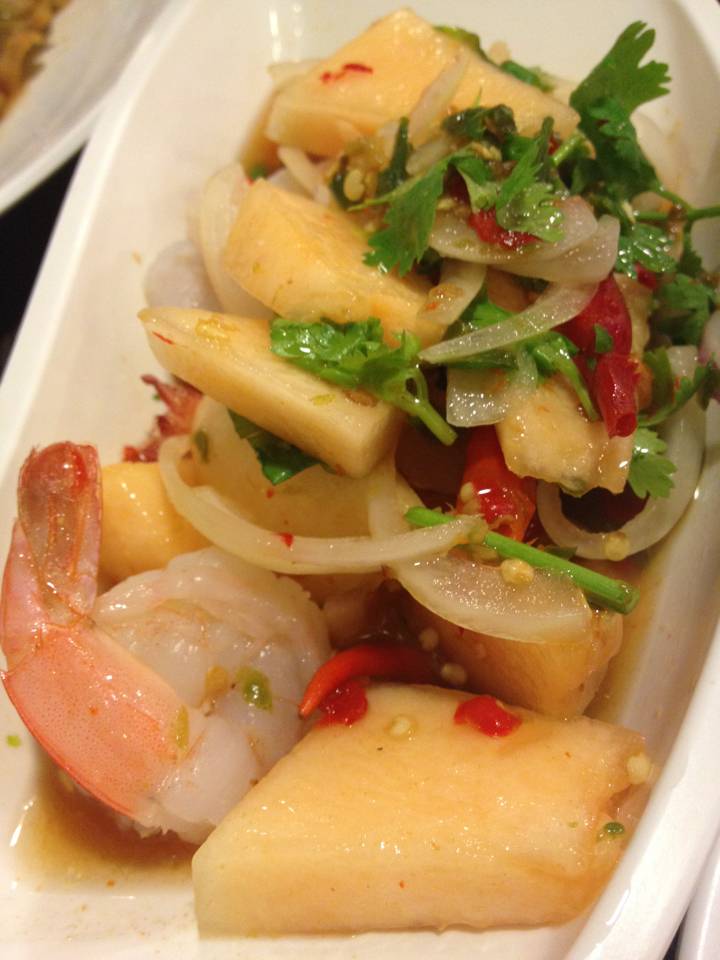 ร้านอาหาร ยำแซ่บ Central ลาดพร้าว