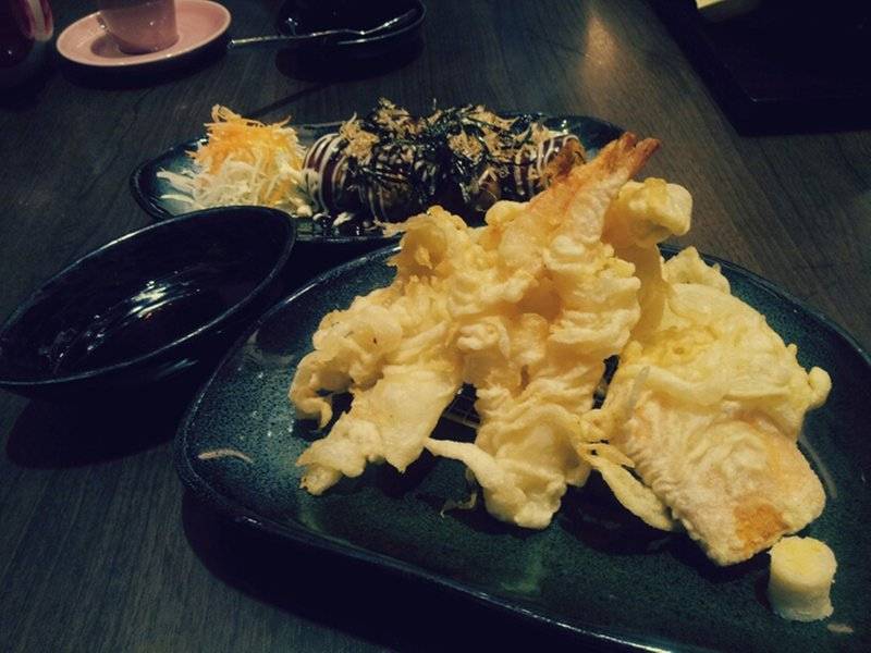 ทาเกะยากิ ปะทะ เทมปุระรวมคะ ^^ ที่ ร้านอาหาร Yayoi Future Park Rangsit