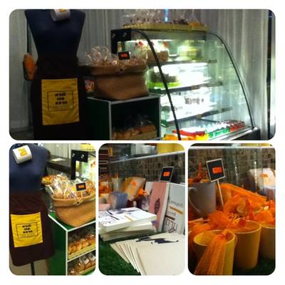 คาเฟ่ เดอ หลาด ที่ ร้านอาหาร Cafe' de Lard 