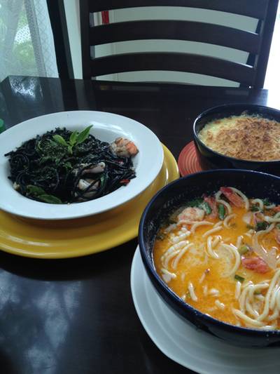 อร่อยทุกอย่างเลย กินแล้วมีความสุขมาก ที่ ร้านอาหาร บ้านสปาเก๊ตตี้ บางแสน อร่อยทุกอย่างเลย กินแล้วมีความสุขมาก ที่ ร้านอาหาร บ้านสปาเก๊ตตี้ บางแสน