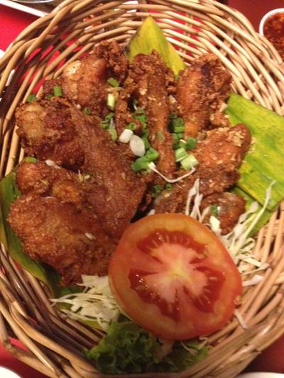 ร้านอาหาร ส้มตำนัว สยามสแควร์ซอย 5