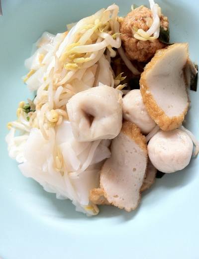 ร้านอาหาร ลูกชิ้นปลานายเงี๊ยบ