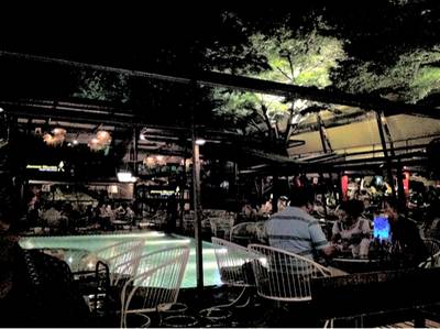 ร้านอาหาร about HIP