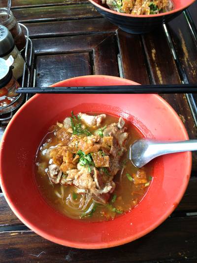 ต้มยำกระดูกอร่่อยชัวร์ ที่ ร้านอาหาร ก๋วยเตี๋ยวไร้เทียมทาน ต้มยำกระดูกอร่่อยชัวร์ ที่ ร้านอาหาร ก๋วยเตี๋ยวไร้เทียมทาน