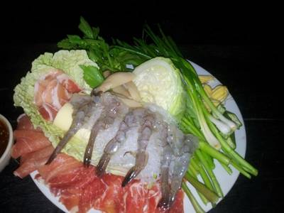 สุกี้ทะเล...ชุดใหญ่250บาท ที่ ร้านอาหาร ต้นคูน โพนยางคำ ชลบุรี สุกี้ทะเล...ชุดใหญ่250บาท ที่ ร้านอาหาร ต้นคูน โพนยางคำ ชลบุรี