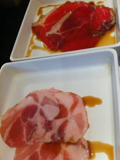 หมูลายมัน สามชั้น ที่ ร้านอาหาร Sakura Central World