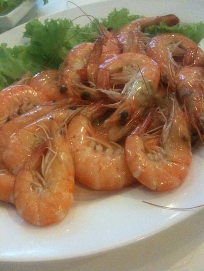 กุ้งตะกาดลวก  ที่ ร้านอาหาร บ้านทะเลซีฟู้ด