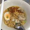 เส้นเล็กต้มยำกระดูกหมู ที่ ร้านอาหาร ก๋วยเตี๋ยวต้มยำกระดูกหมู