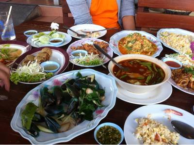 ร้านอาหาร ม. ม้าซีฟู้ด