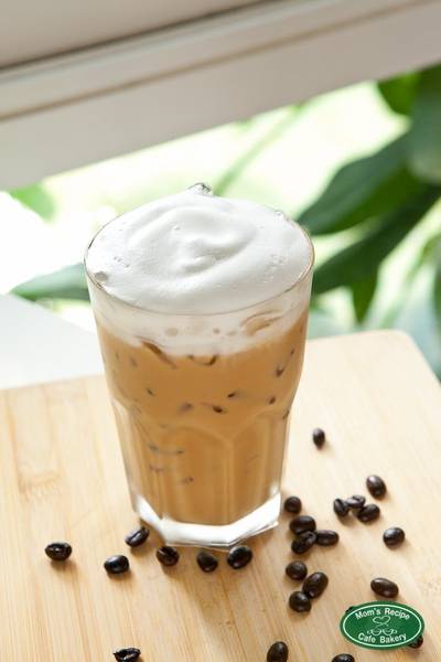 ร้านอาหาร Mom's Recipe Cafe Bakery