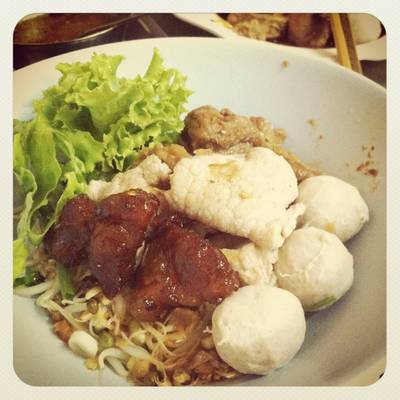 ก๋วยเตี๋ยวเพ็ญพริกเผ็ด ที่ ร้านอาหาร เพ็ญพริกเผ็ด