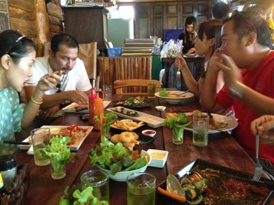 อร่อยค่ะ^^ ที่ ร้านอาหาร อินโดจีน สเต็กเฮ้าส์ อร่อยค่ะ^^ ที่ ร้านอาหาร อินโดจีน สเต็กเฮ้าส์