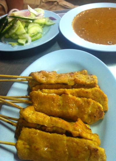 ร้านอาหาร ราชาบะหมี่เกี๊ยวหมูแดง