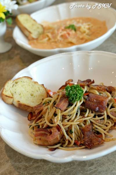 Spaghetti spicy bacon  160 บาท   ที่ ร้านอาหาร Buttercup