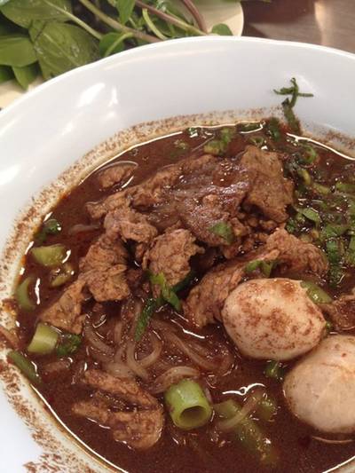 เส้นเล็กเนื้อ ที่ ร้านอาหาร ก๋วยเตี๋ยวเรือป้าทองคำ