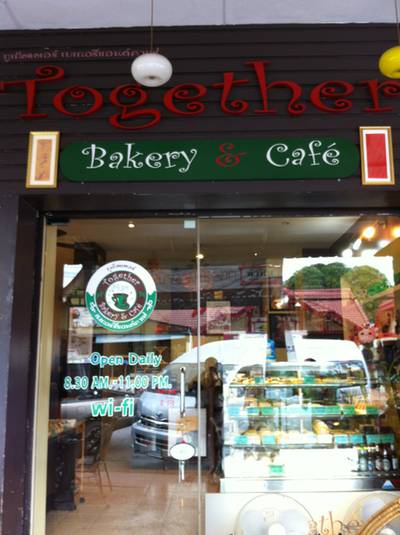 ร้านอาหาร Together Bakery & Cafe หัวหิน
