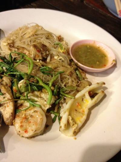 ร้านอาหาร เหล่ากุ้ย บะหมี่อัศวิน