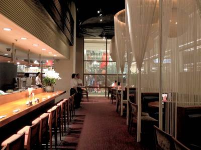 ร้านอาหาร The Grill Tokyo