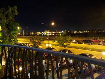 นั่งชั้นบน วิวสวยครับ ที่ ร้านอาหาร De' Wind