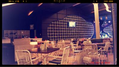 ร้านอาหาร Indy Trees Bar By The Stories