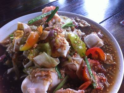 ส้มตำทะเลไข่เค็มหลวงพระบาง (แซ่บหลาย ชอบมากเลย) ที่ ร้านอาหาร ส้มตำหลวงพระบาง
