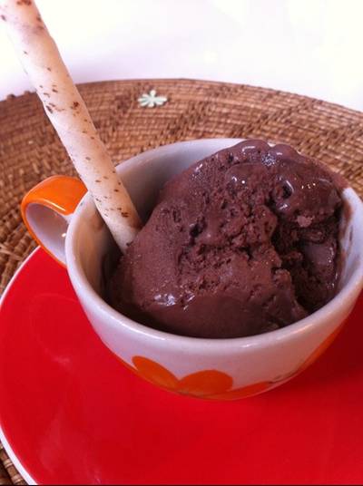 ไอศครีมชอคโกแลต (แถมมาใน set ปลาไหล) ที่ ร้านอาหาร คิทเช่น ฮัท