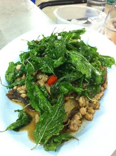 ร้านอาหาร เลนส์ ข้าวต้มโต้รุ่ง วัชรพล