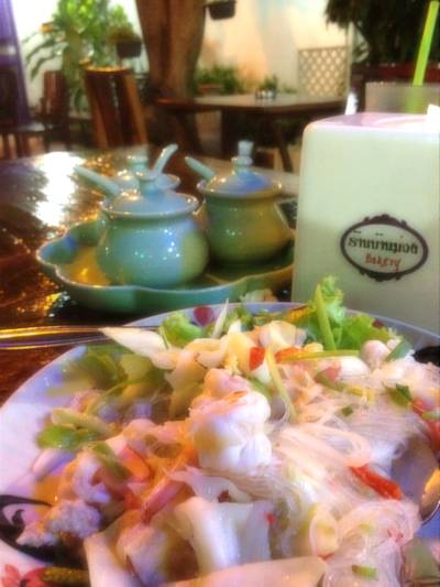 อาหารอร่อย บรรยากาศสบายๆ @ ร้านบ้านม่วง
*****อาหารตามสั่ง กาแฟสด***** ที่ ร้านอาหาร Aftermoon ลาดพร้าว 71