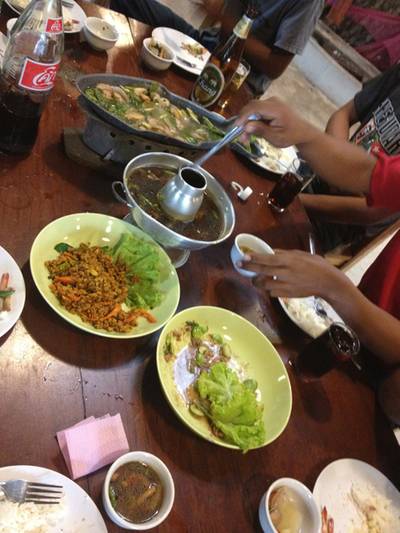 ร้านอาหาร บ้านศรีตรัง