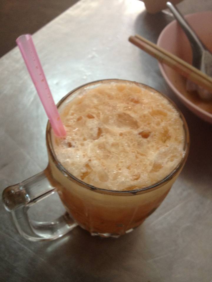 ร้านอาหาร ก๋วยเตี๋ยวทนายความ
