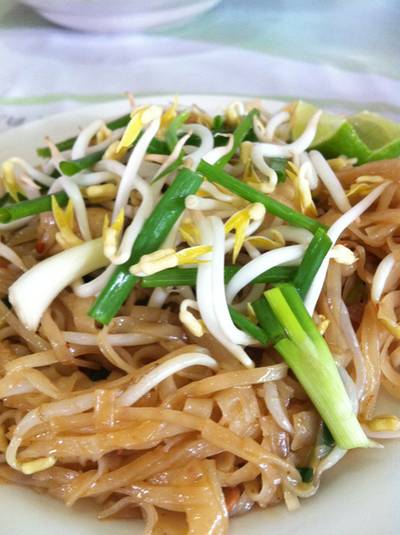 ร้านอาหาร ขนมจีนครูยอด (ประโดก)
