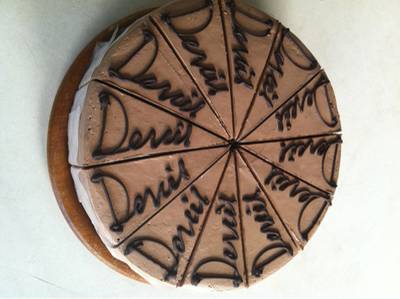 เดวิล ฟูดเค้ก เข้มข้นด้วยช้อกโกแล็ต
มูส อเมริกันโดยแท้ ที่ ร้านอาหาร Duke Coffee & Bakery เดวิล ฟูดเค้ก เข้มข้นด้วยช้อกโกแล็ต
มูส อเมริกันโดยแท้ ที่ ร้านอาหาร Duke Coffee & Bakery
