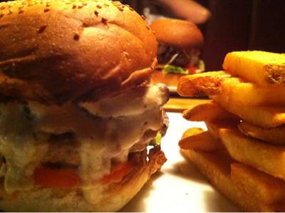 ร้านอาหาร Bangkok Burger Co. ทองหล่อ 10