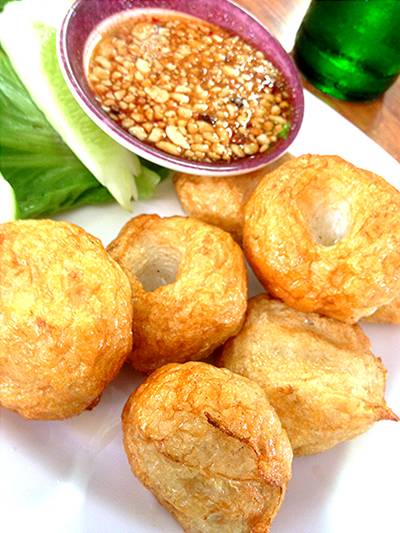 ร้านอาหาร ศิริวรรณ หอยทอด-ผัดไท Since 1969