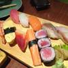 ซูชิเซ็ตเล็ก ที่ ร้านอาหาร ซาซาเอะ