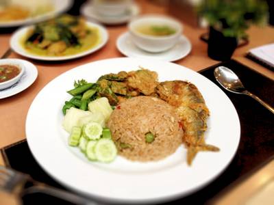 ข้าวผัดน้ำพริกปลาทู เมพขิงๆ แซบข้น จัดจ้านถึงลิ้น ที่ ร้านอาหาร Ted's Cafe