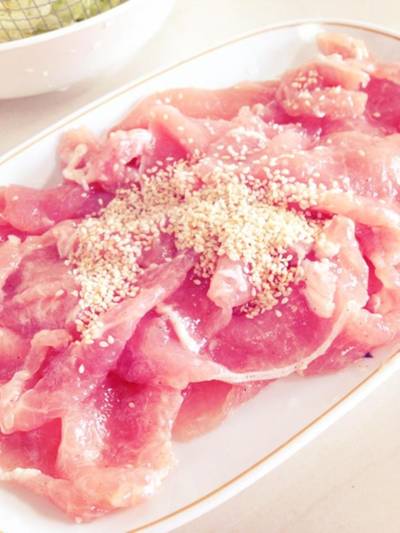 หมูนุ่มลิ้นหมักน้ำมันงา ที่ ร้านอาหาร ห้องอาหารโอเด้ง เซนต์หลุยส์ 3 หมูนุ่มลิ้นหมักน้ำมันงา ที่ ร้านอาหาร ห้องอาหารโอเด้ง เซนต์หลุยส์ 3
