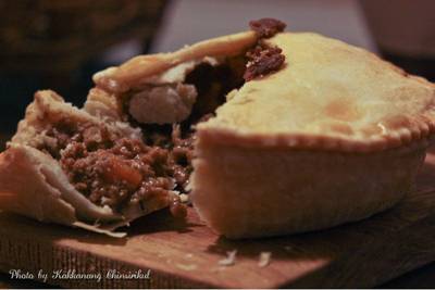 Mince Meat Pie ที่ ร้านอาหาร The Baguette Mince Meat Pie ที่ ร้านอาหาร The Baguette