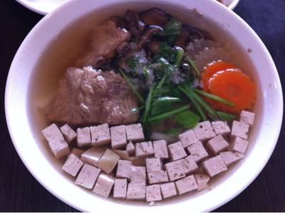 ร้านอาหาร V.T. วีที แหนมเนือง เชียงใหม่