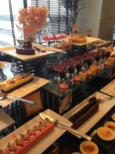 ร้านอาหาร The Square Novotel Bangkok Ploenchit Sukhumvit