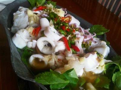 ร้านอาหาร ริมหาด บางเสร่