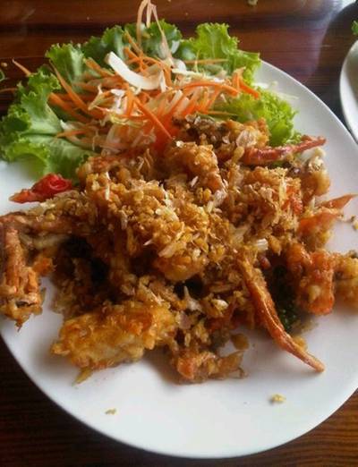 ร้านอาหาร ริมหาด บางเสร่