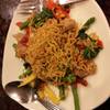 ผัดขี้เมา ที่ ร้านอาหาร ใบตอง