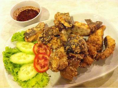 ร้านอาหาร ช้อนเงิน ช้อนทอง